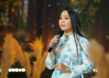 Từ make-up đến sân khấu: Câu chuyện nghị lực và đam mê của ca sĩ Chung Ngọc